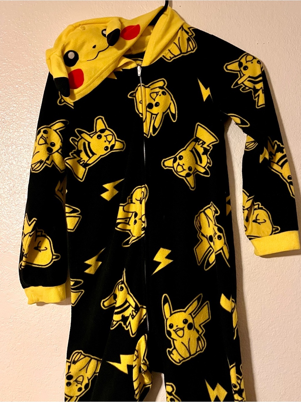 Wmns Pokémon one piece pajama outfit (M-8/10)